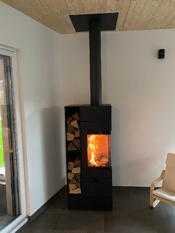 Wood-burning stove Skantherm Elements 400 angle - Carron-Lugon