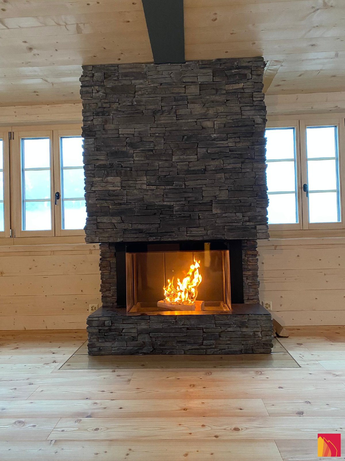 Chimenea de tres lados Luna Diamond 1000DC - Carron-Lugon