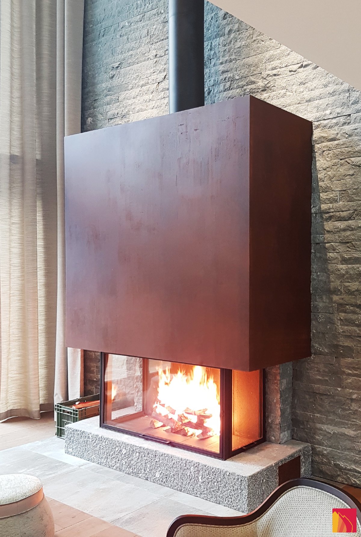 Chimenea Staffieri hecha a medida - Carron-Lugon