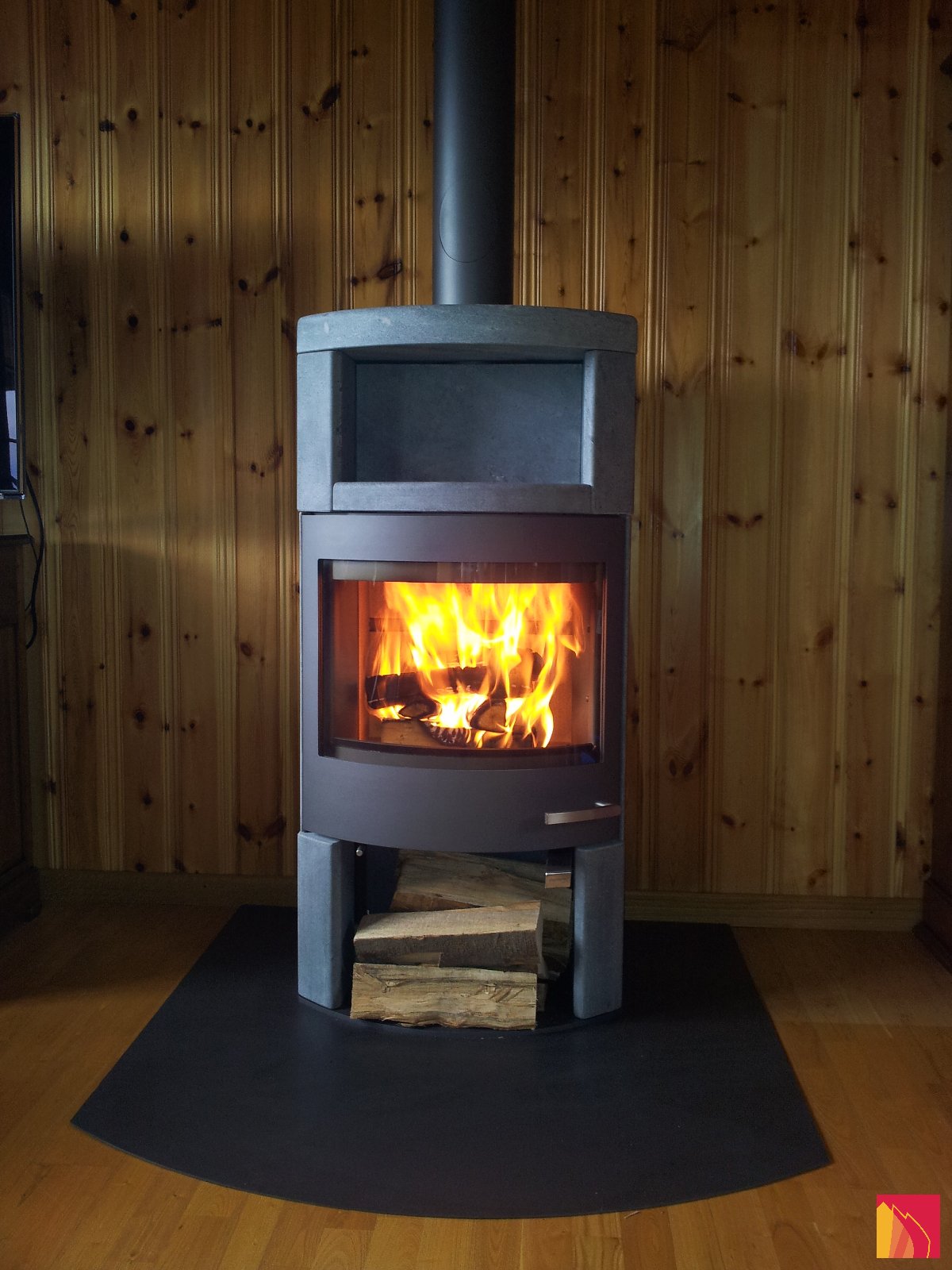 Estufa de leña Skantherm Ator+ - Carron-Lugon