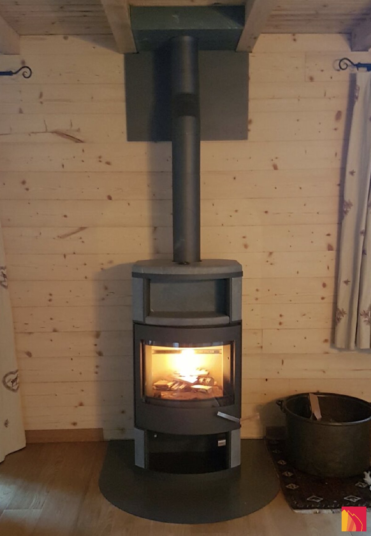 Estufa de leña Skantherm Ator - Carron-Lugon