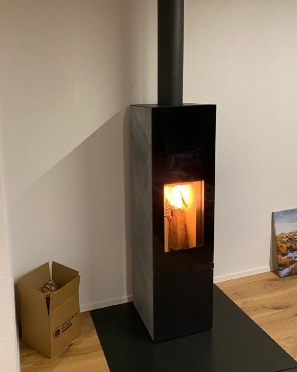 Wood-burning stove Tonwerk T-Two Stone - Carron-Lugon