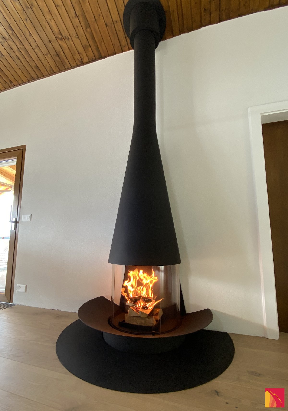 Chimenea mural Focus Filiofocus 1600 - Carron-Lugon