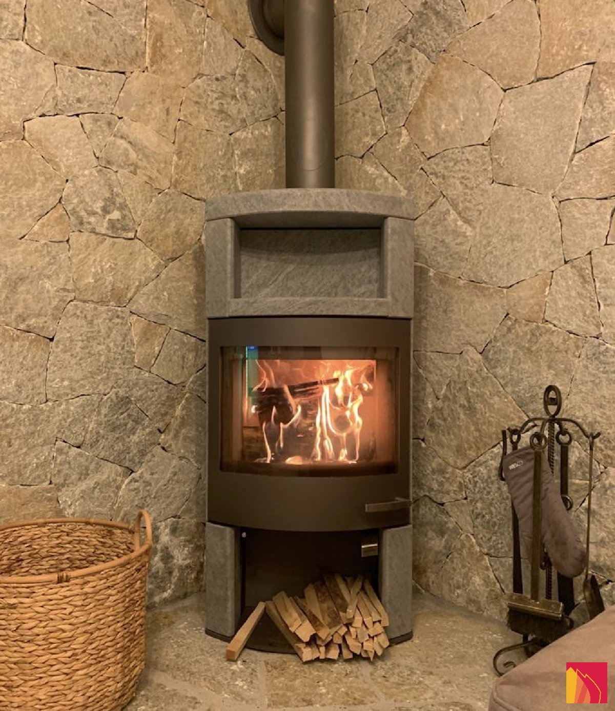 Estufa de leña Skantherm Ator+ - Carron-Lugon