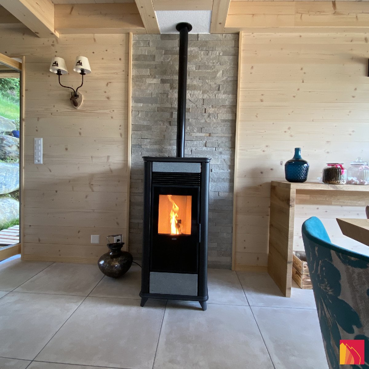 Estufa de pellets Klover Clase 90 Pierre Ollaire - Carron-Lugon