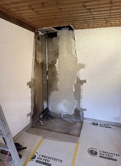 Protecting the Area and Dismantling the Chimney - Carron-Lugon